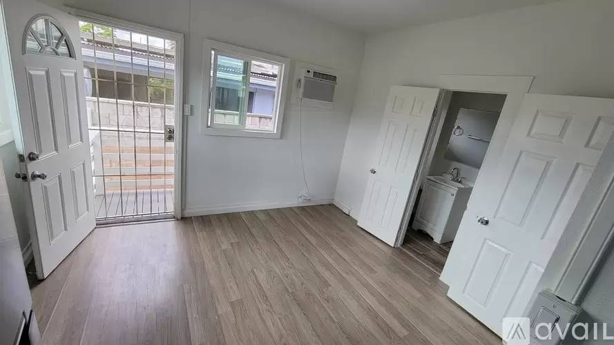 Property Image 8