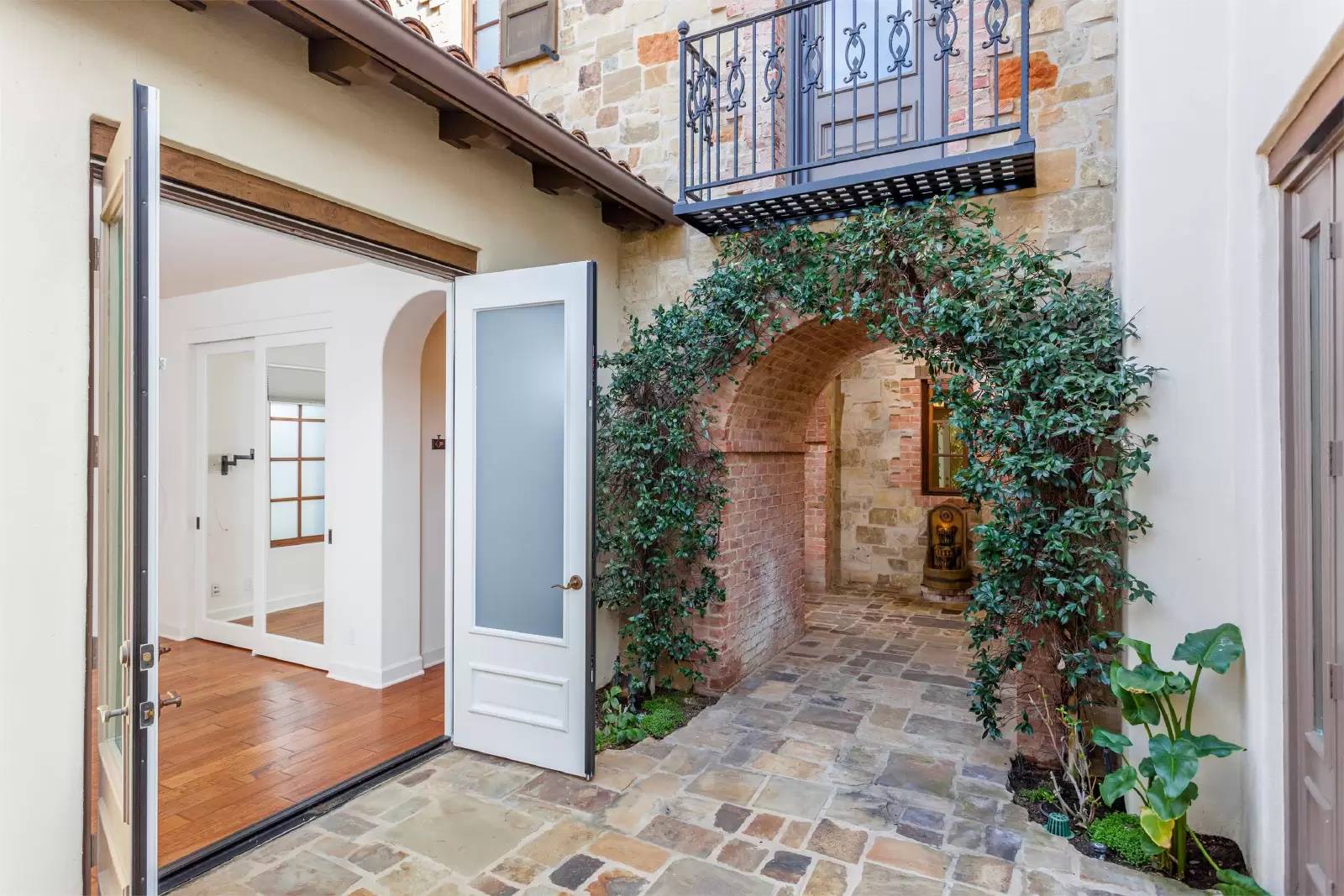 Property Image 24