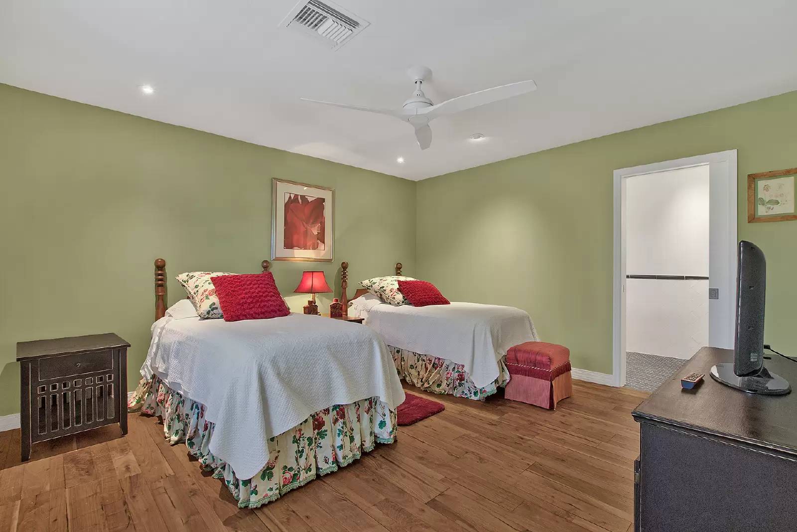 Property Image 37