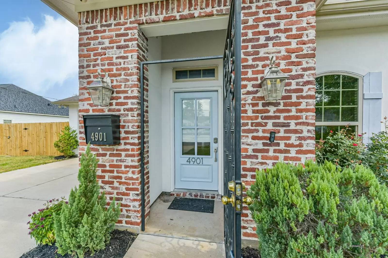 Property Image 28