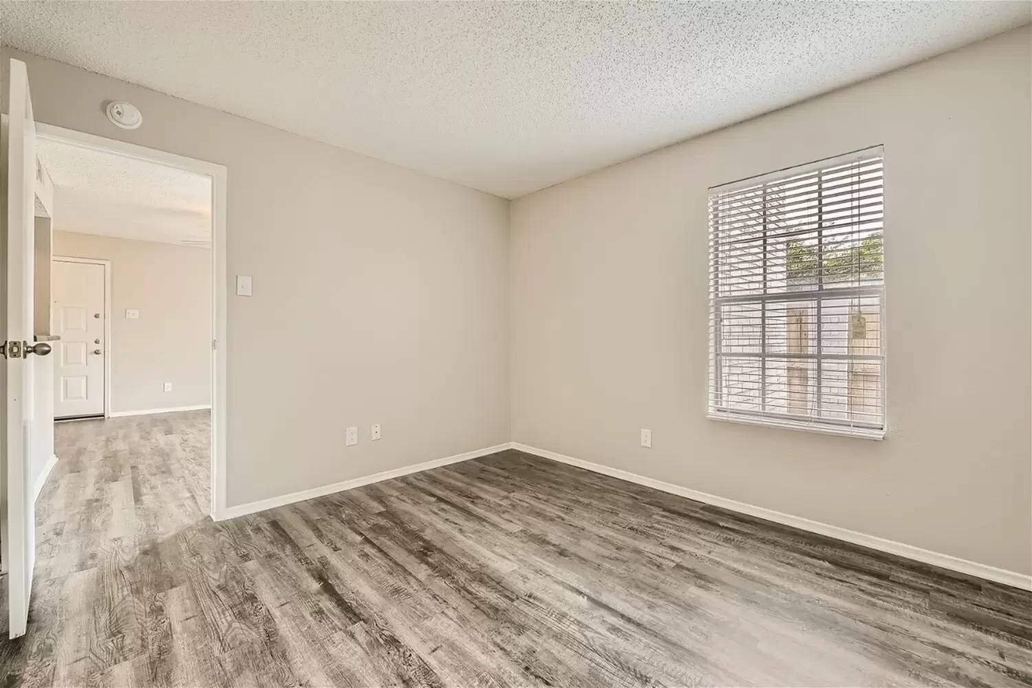 Property Image 92