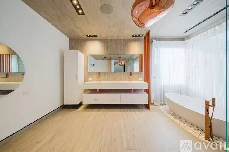 Property Image 80