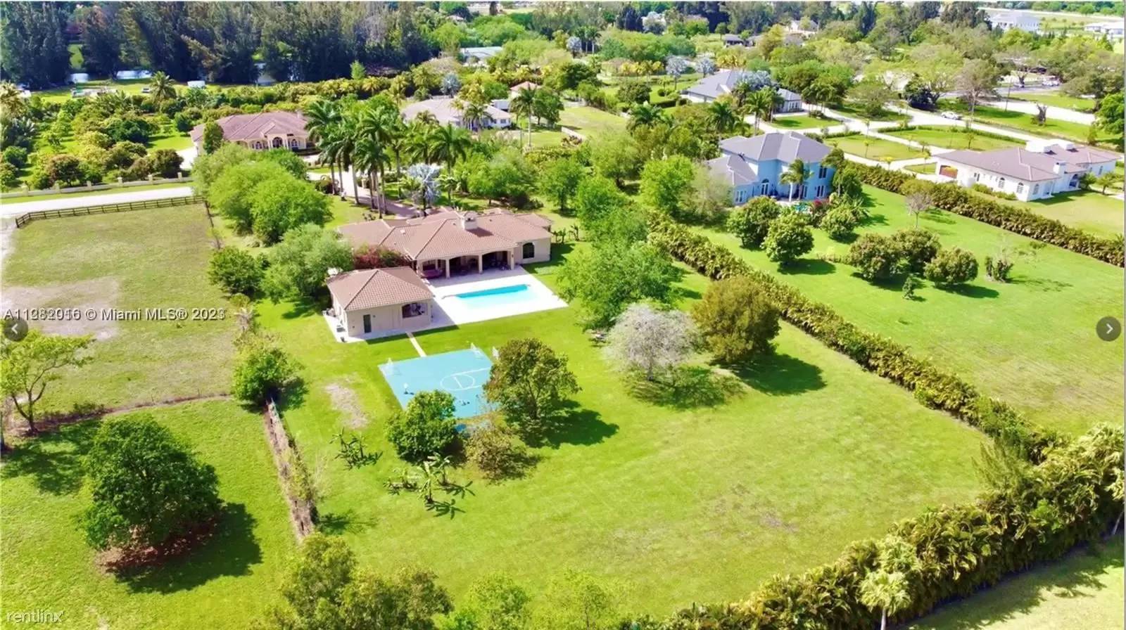 Property Image 44