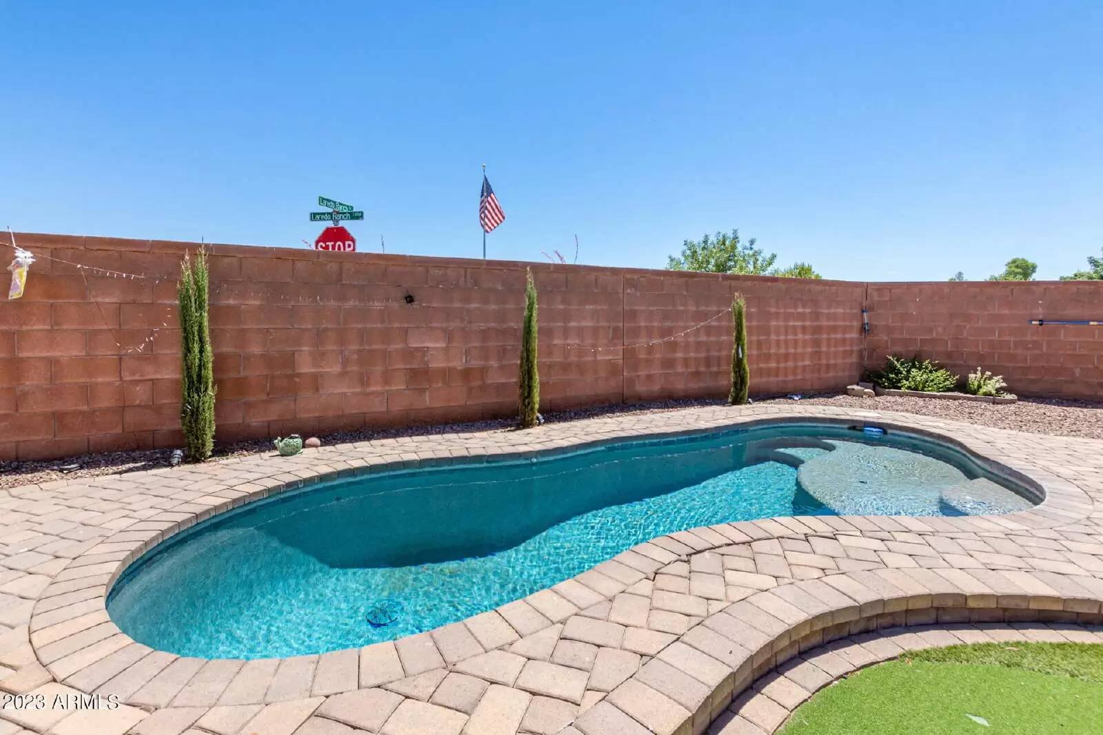 Property Image 33
