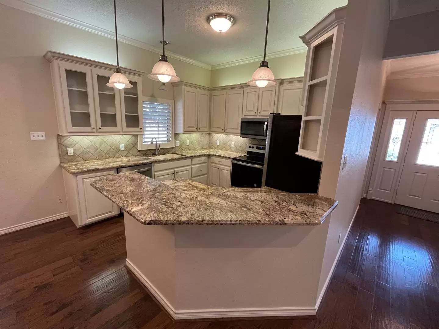 Property Image 4