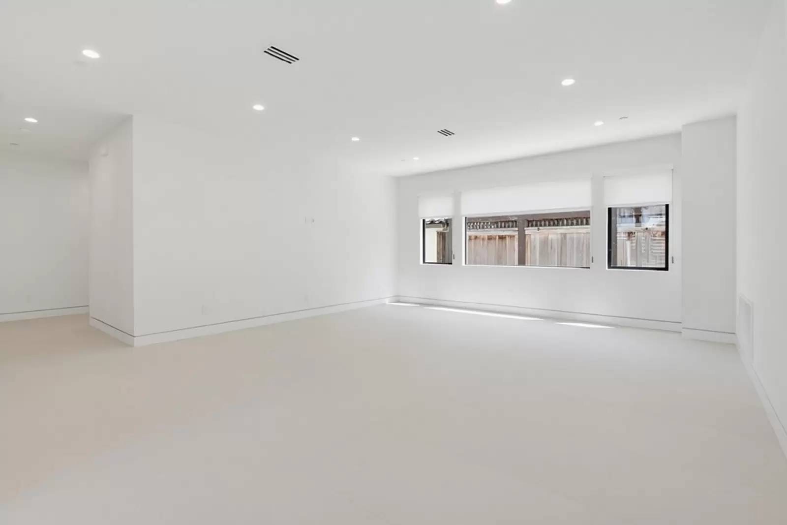 Property Image 85