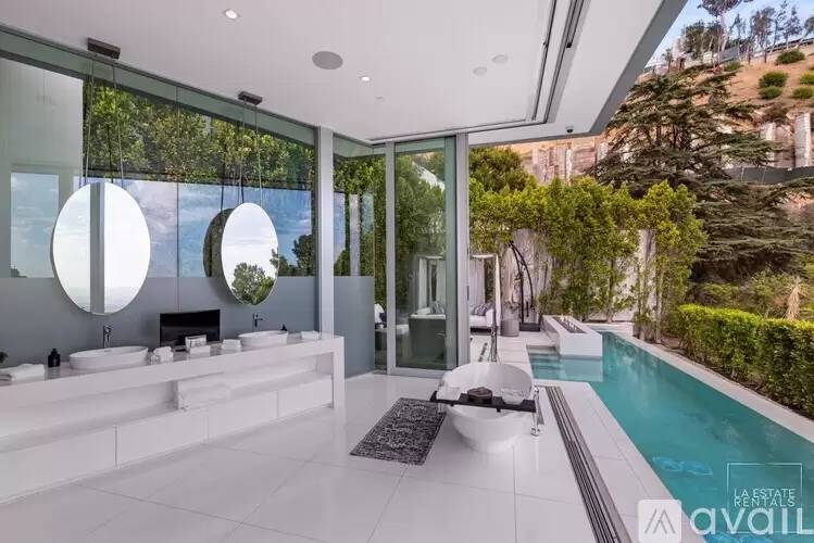 Property Image 80