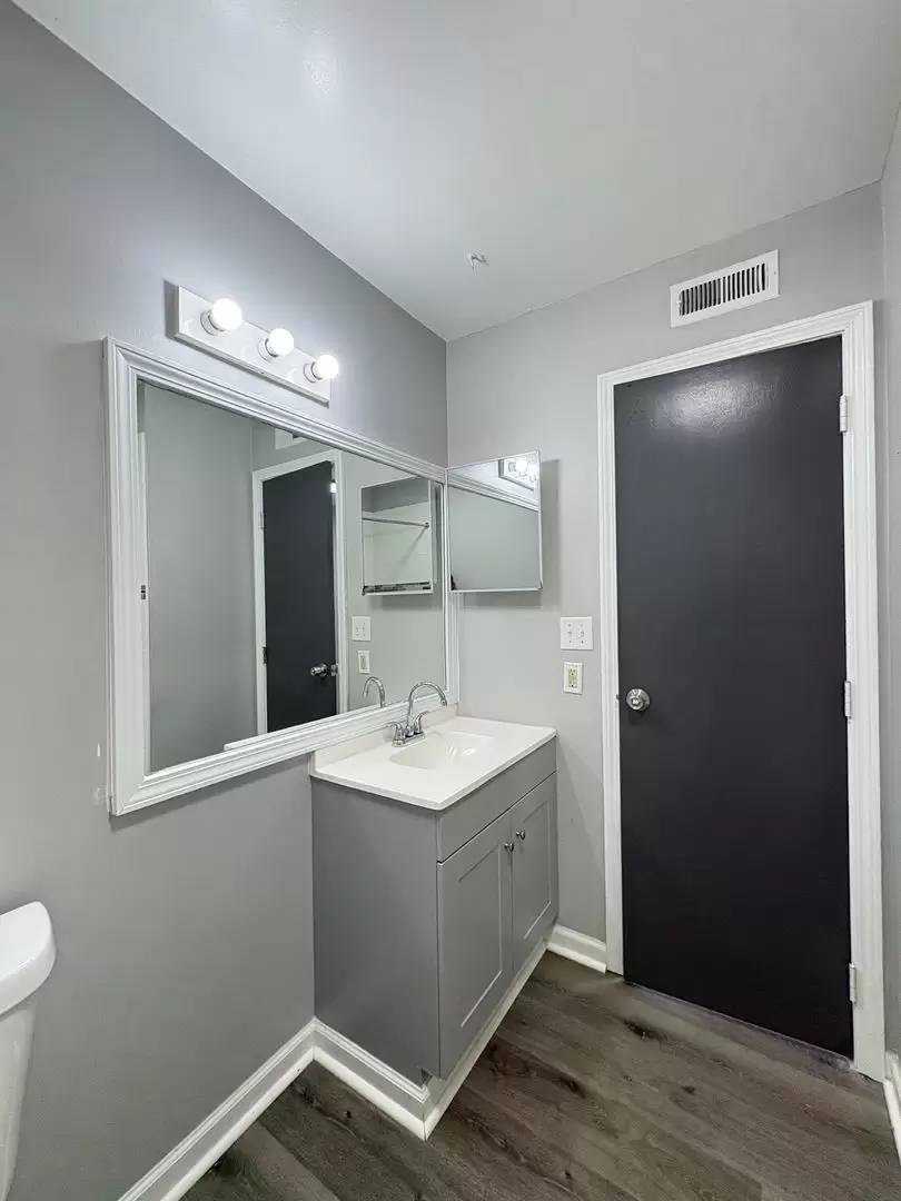 Property Image 96