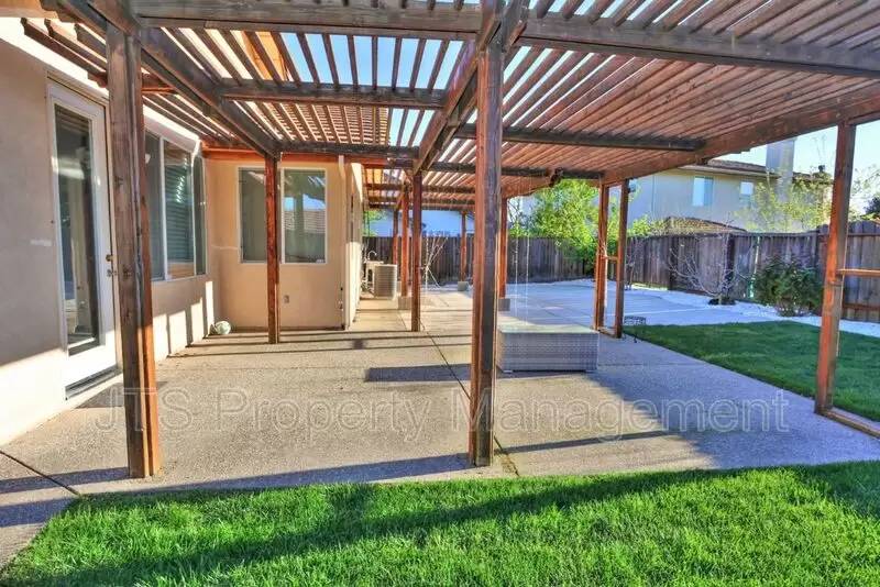 Property Image 62
