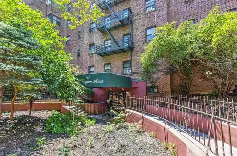 Property Image 4