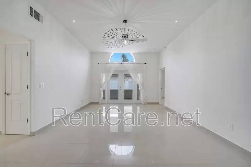 Property Image 65