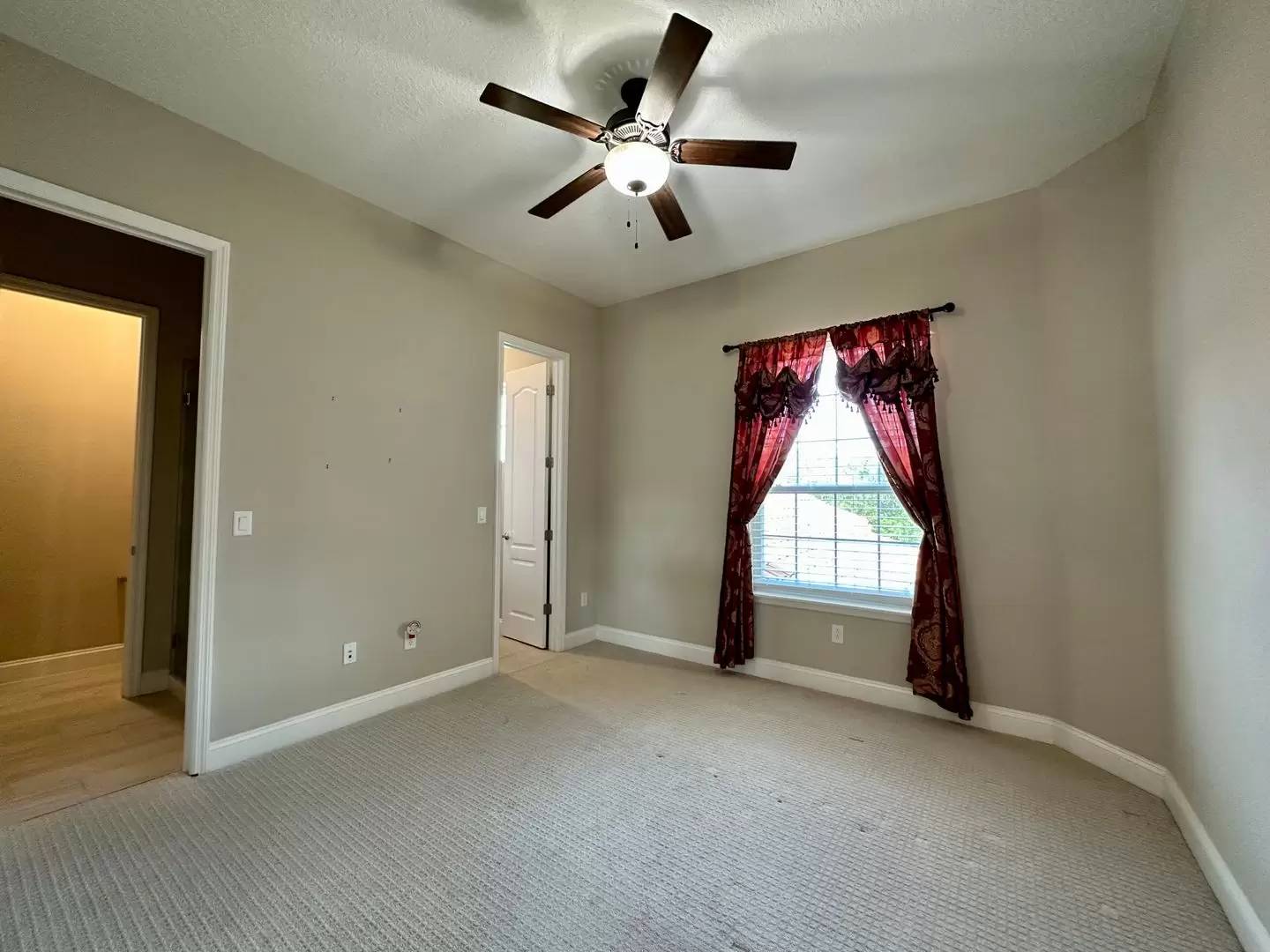 Property Image 76