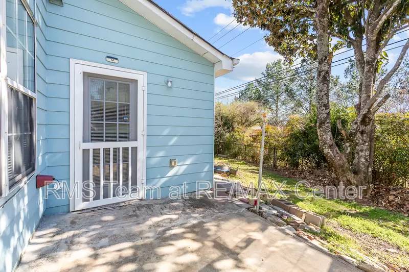 Property Image 37