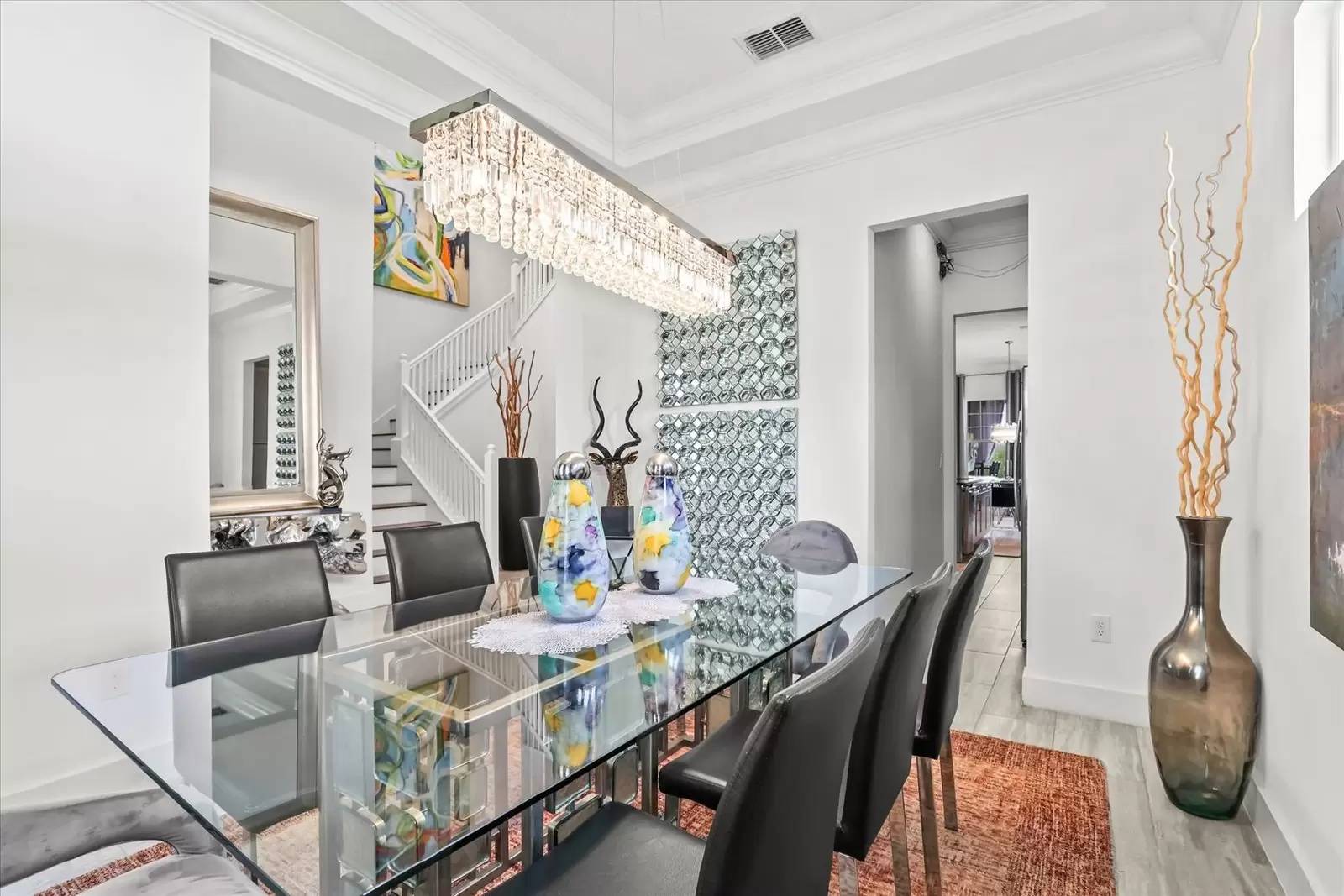 Property Image 100