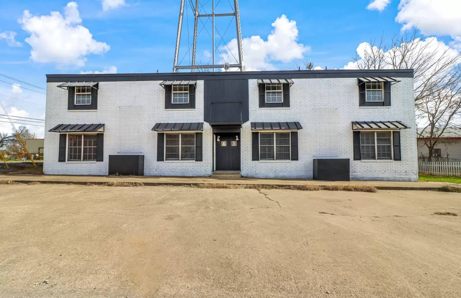 Property Image 1