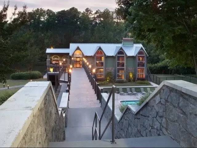 Property Image 4