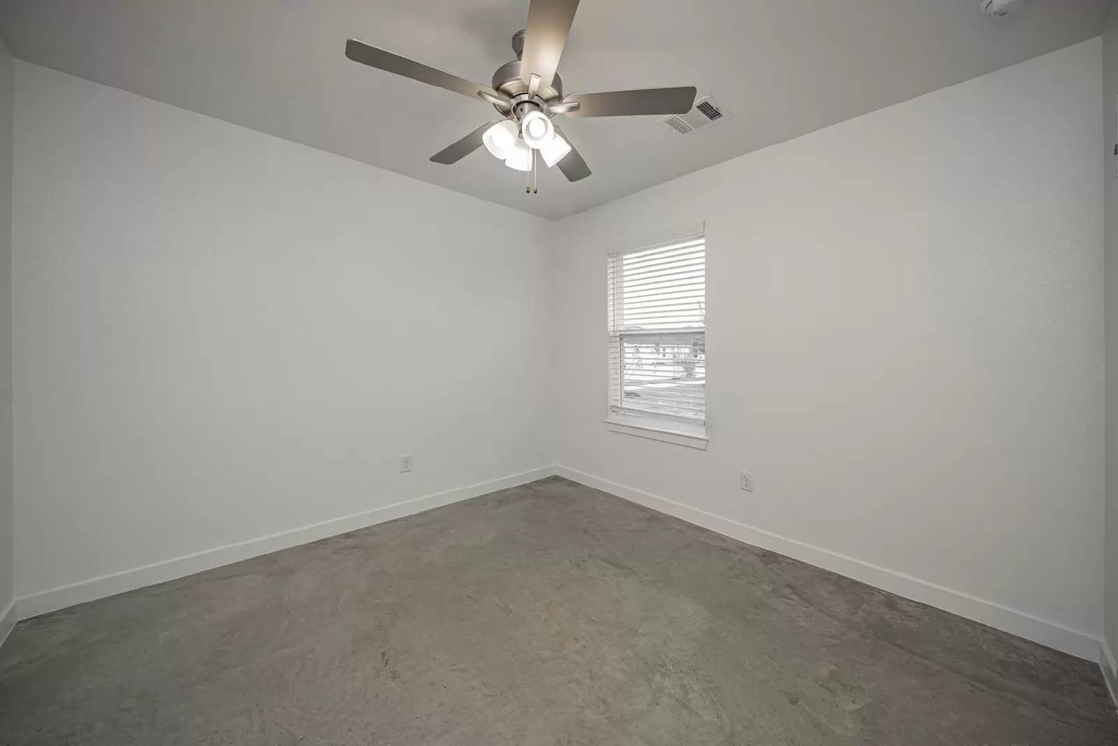 Property Image 92