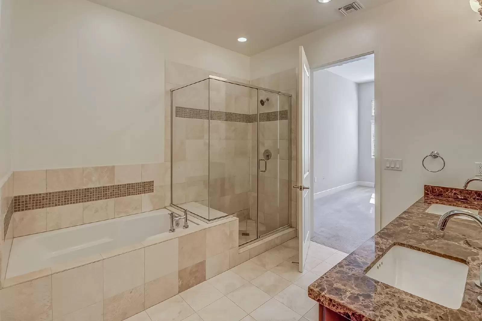 Property Image 104