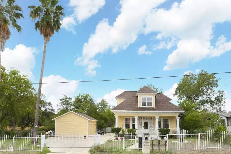 Property Image 1