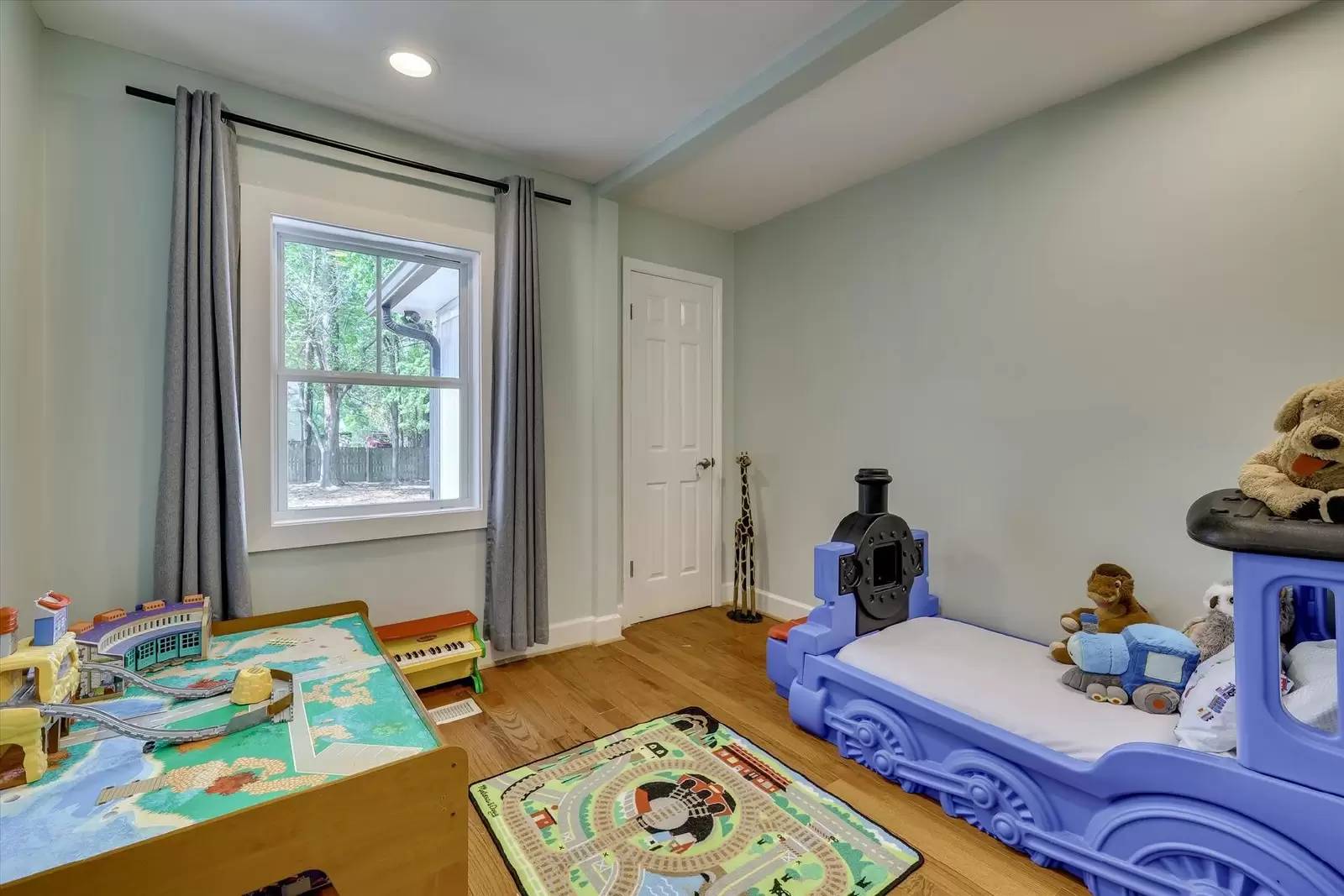 Property Image 37