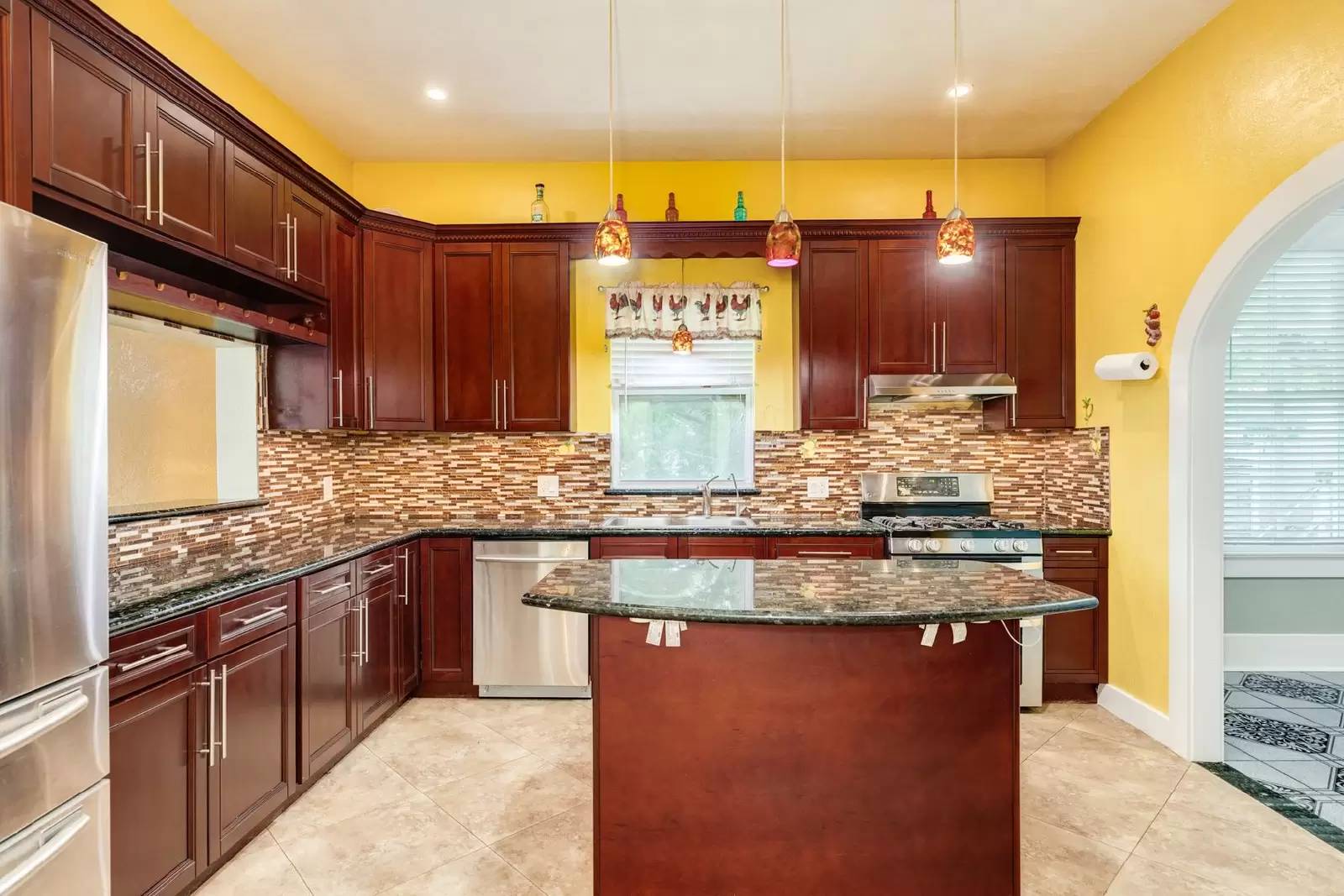 Property Image 6
