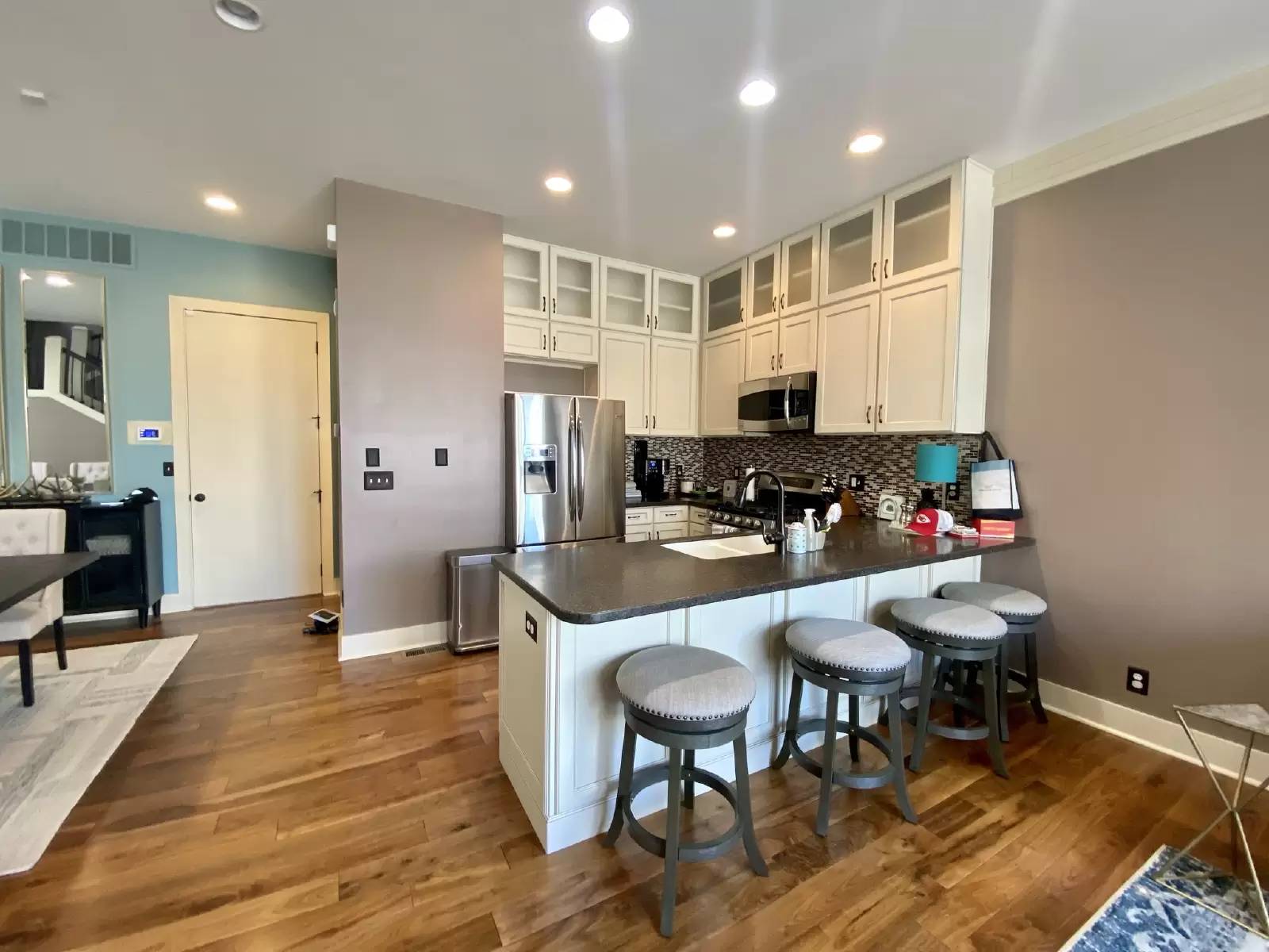 Property Image 4