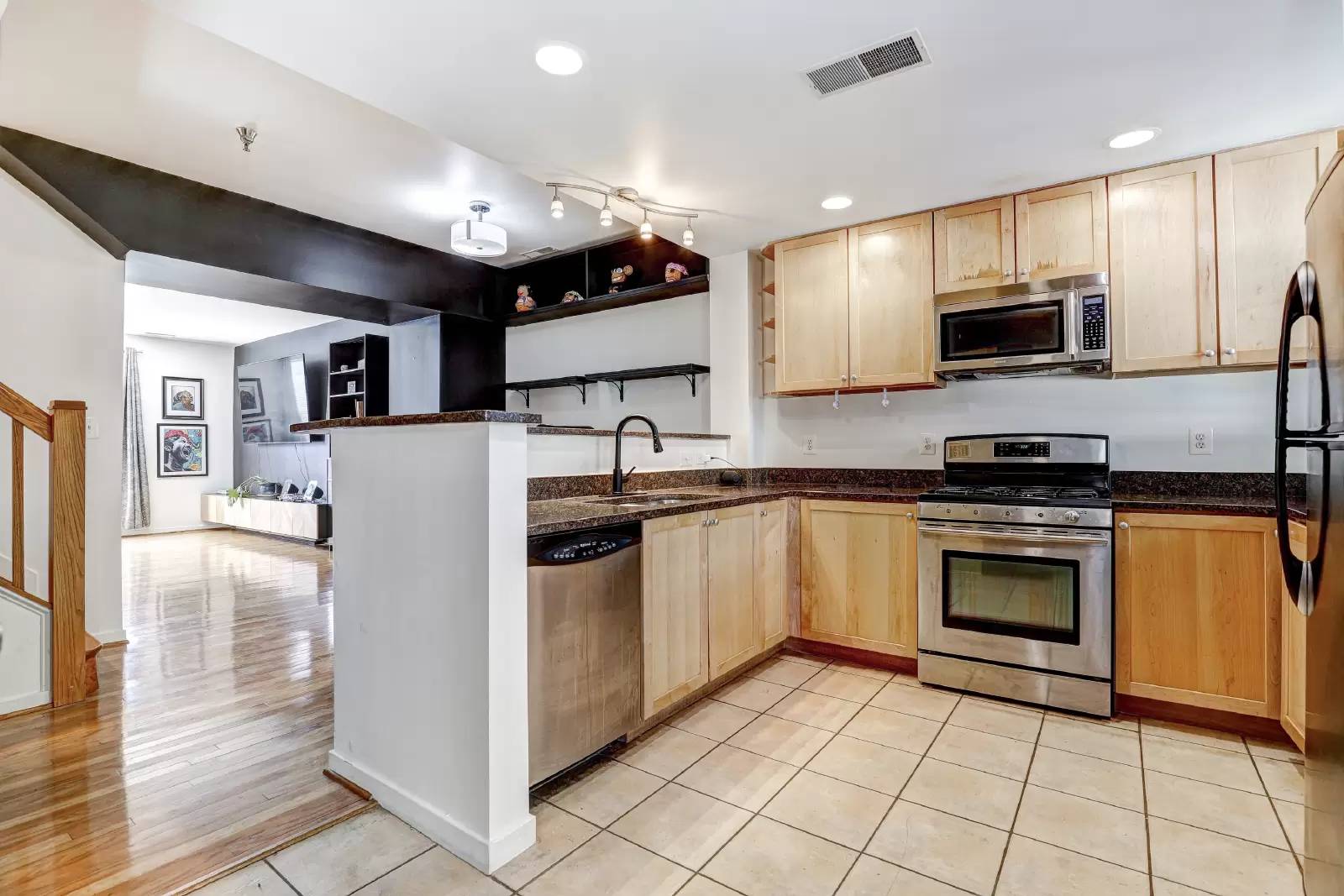 Property Image 9