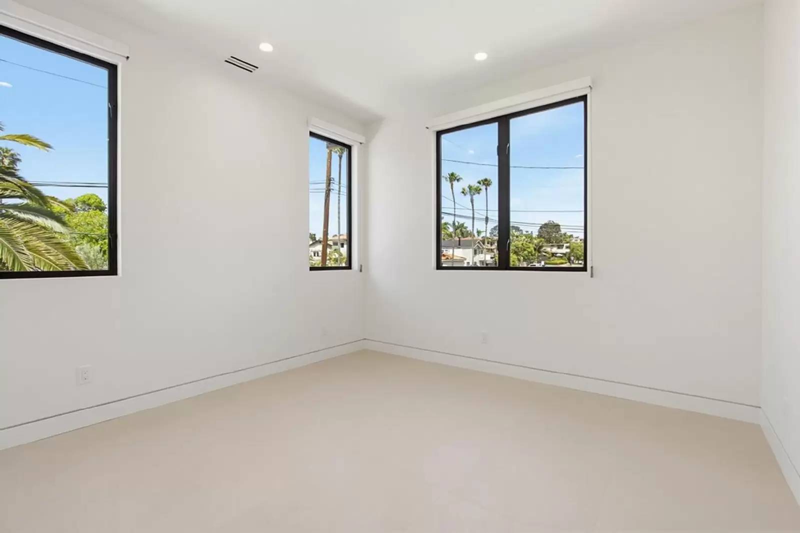 Property Image 80