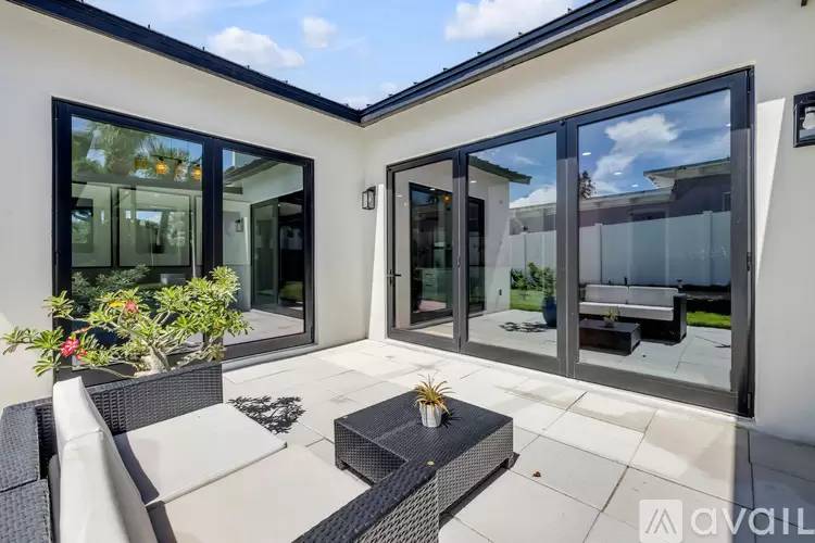 Property Image 95