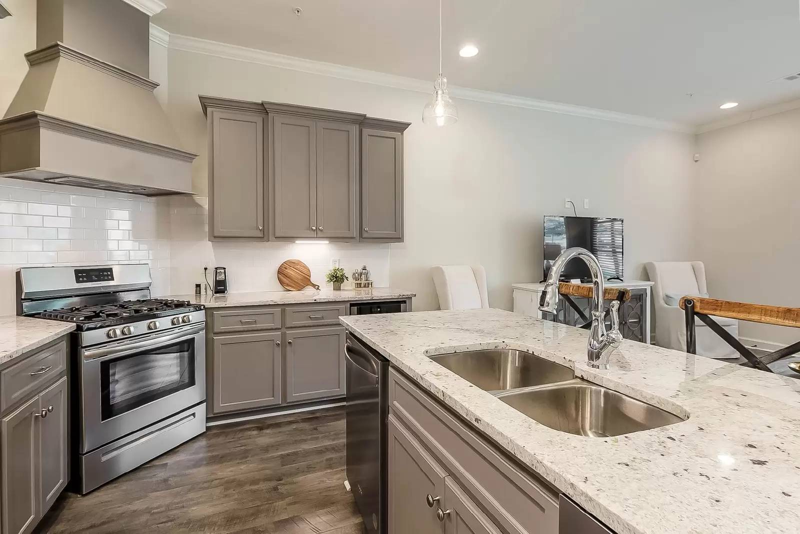 Property Image 118