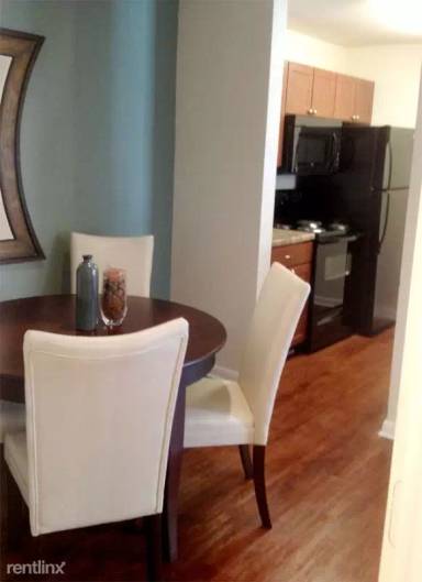 Main picture of Hollyview