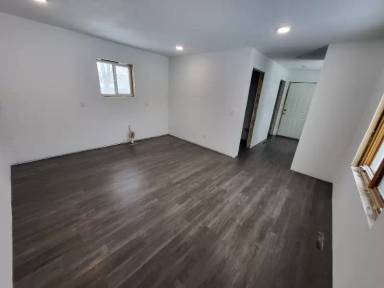 Main picture of 207 7th St NE