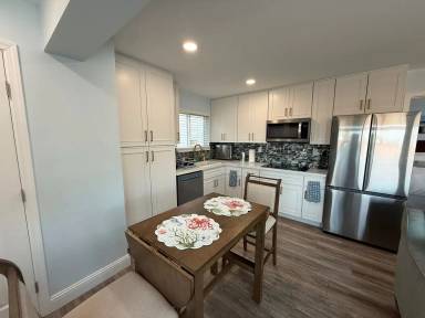 Main picture of 108 Erna Way