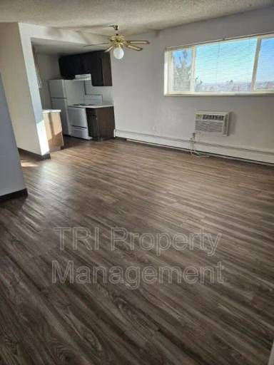 Main picture of 2223 8th Ave