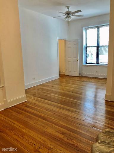 Main picture of 1909 N Lincoln Ave