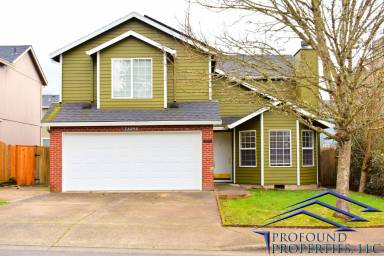 Main picture of 18860 SW Christopher Dr