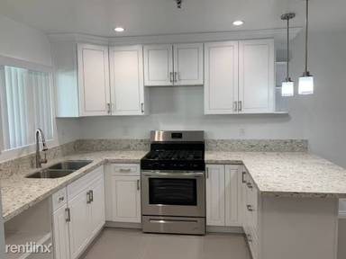 Main picture of 5224 Cartwright Ave