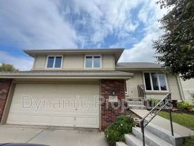 Main picture of 12523 S 218th St