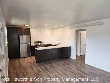 Main picture of 3012 W 10th St