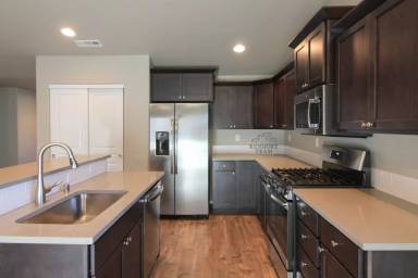 Main picture of 2937 Cashmere Dr