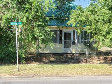 Main picture of 1528 Monroe Ave