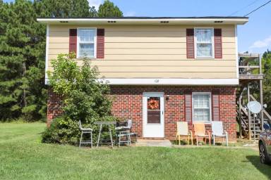 Main picture of 108 Foxden Ct