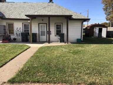 Main picture of 303 1st Ave NE