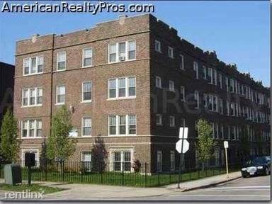 Main picture of 4400 S Drexel Blvd