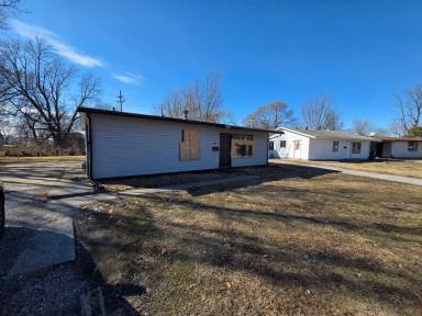 Main picture of 400 Saint Thomas Ln