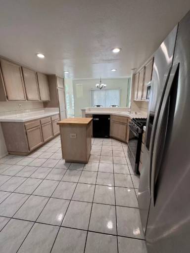 Main picture of 7314 Laura Ln