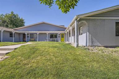 Main picture of 1205 W 37th Ave