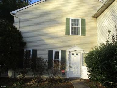 Main picture of 3000 New Oak Ln