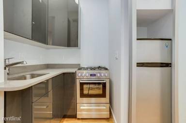 Main picture of 39 Hemenway St