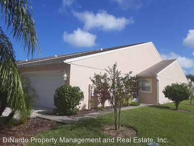 Main picture of 2212 Hawks Cove Cir